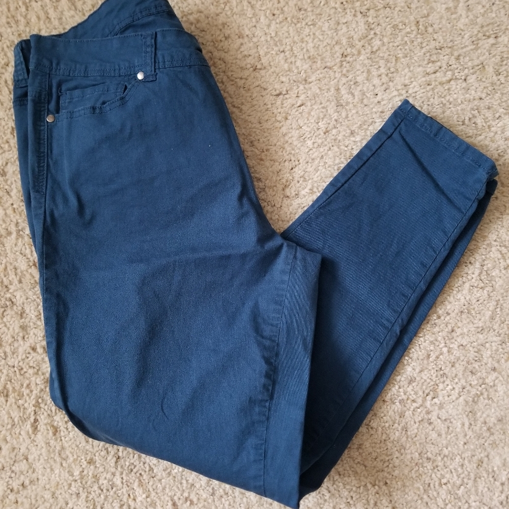 Forever 21 Plus Jeans - Teal